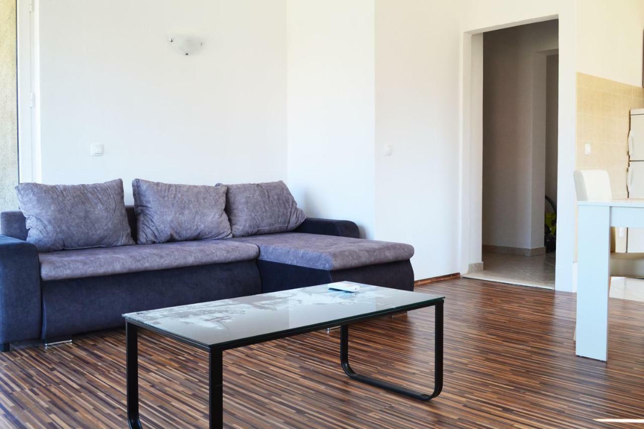 Apartman Ana Srima Exterior photo