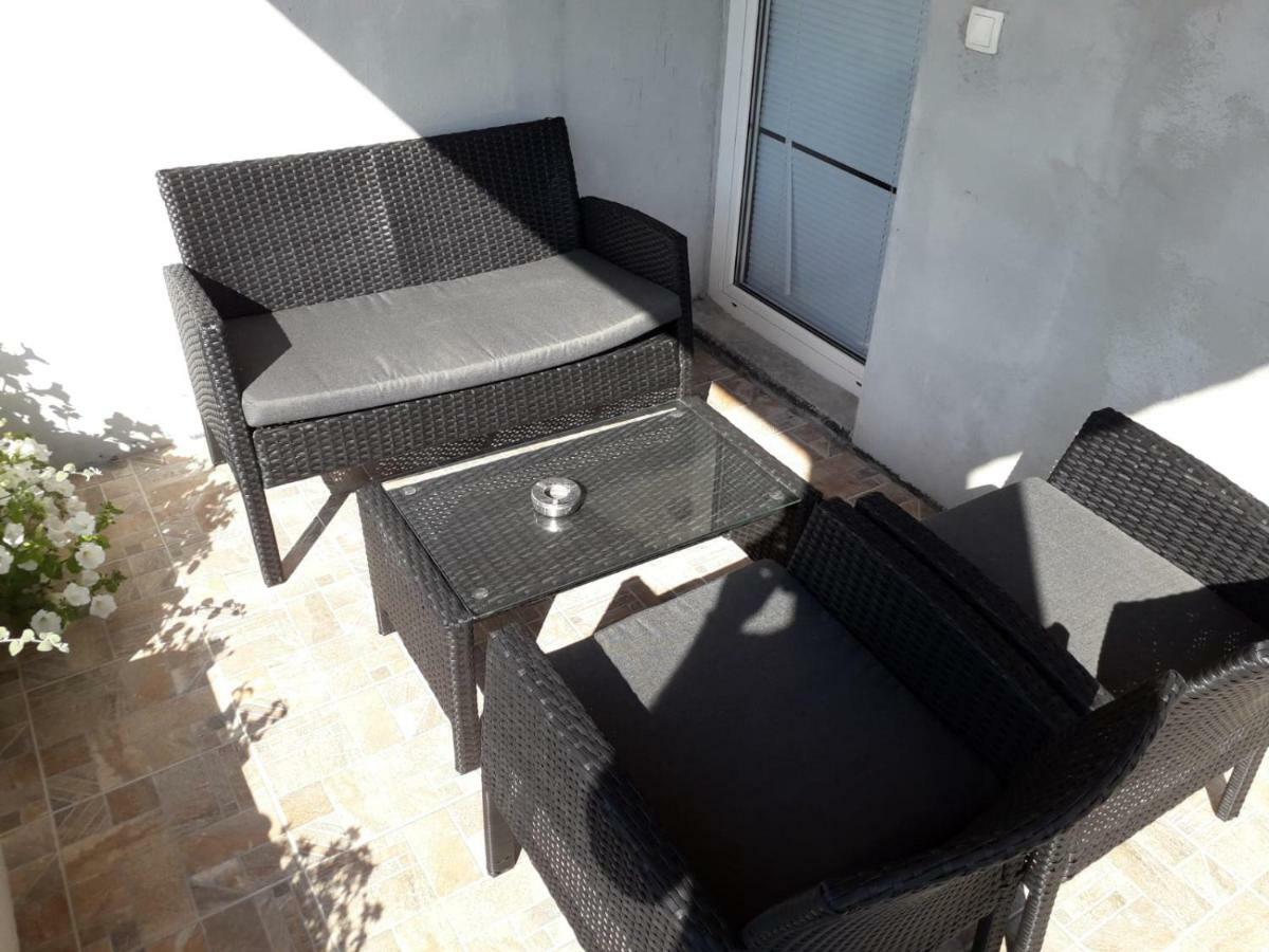 Apartman Ana Srima Exterior photo